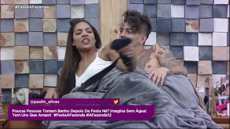 Biel E Tays Reis Sem Microfone Causam Mais Uma Punicao A Fazenda 12 Vem Conferir Vote Na Fazenda 12 Vote Na Roca Dessa Semana